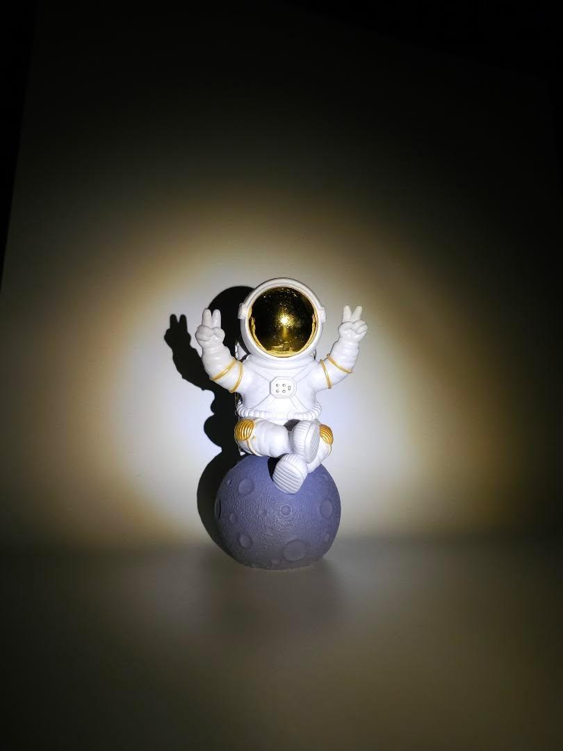 Night Light - Pin Light